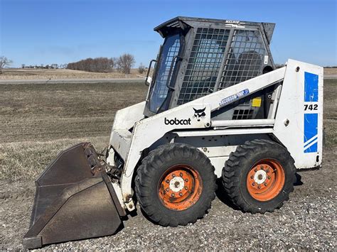 bobcat skid steer 742 b